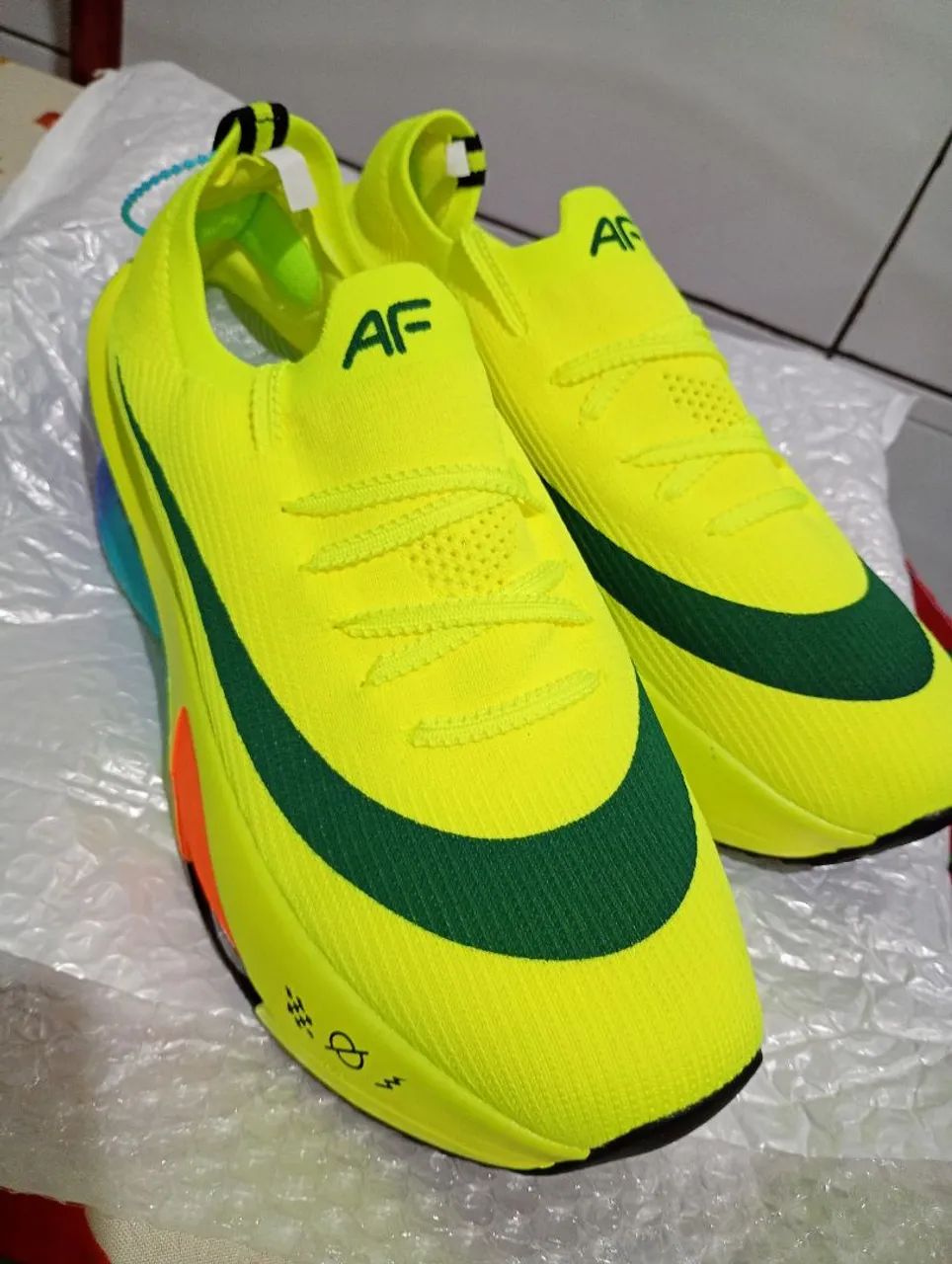 Tênis corrida com placa de carbono64960455295106125