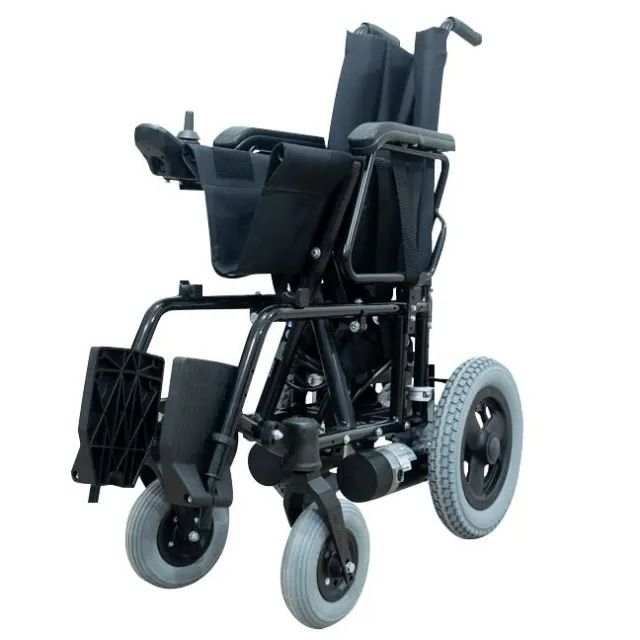Cadeira de Rodas Freedom Compact 13 - nova - Foto 4