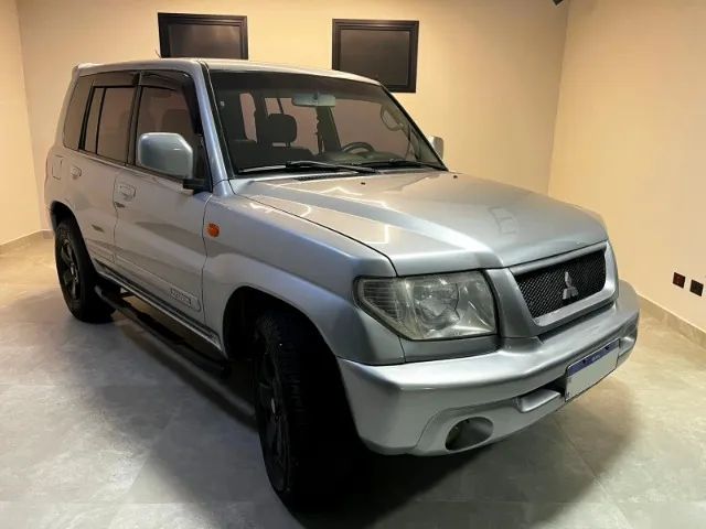 Mitsubishi Pajero TR4 4x4 automática, excelente estado - Foto 2