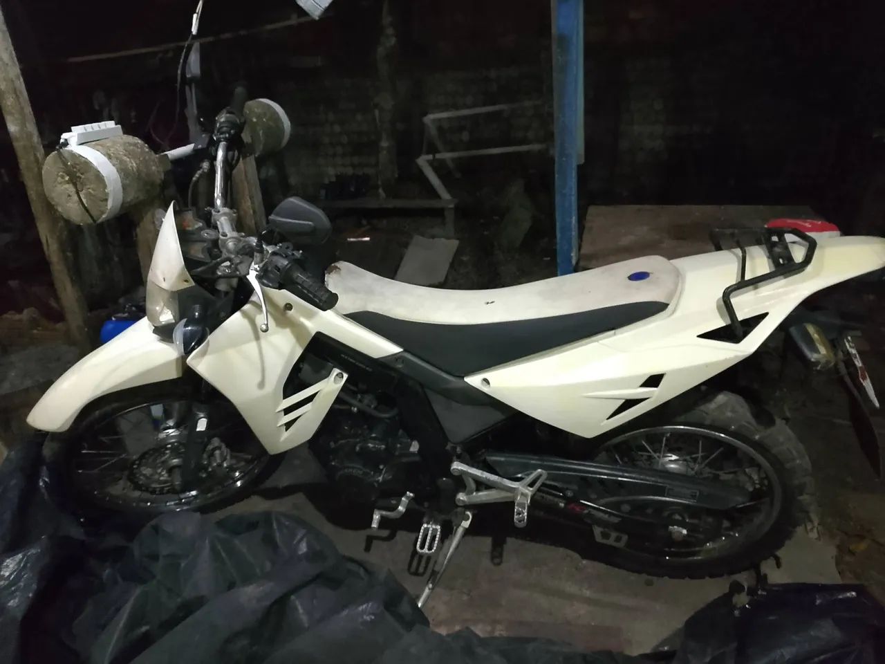Vende se Moto KASINSKI  - Foto 4