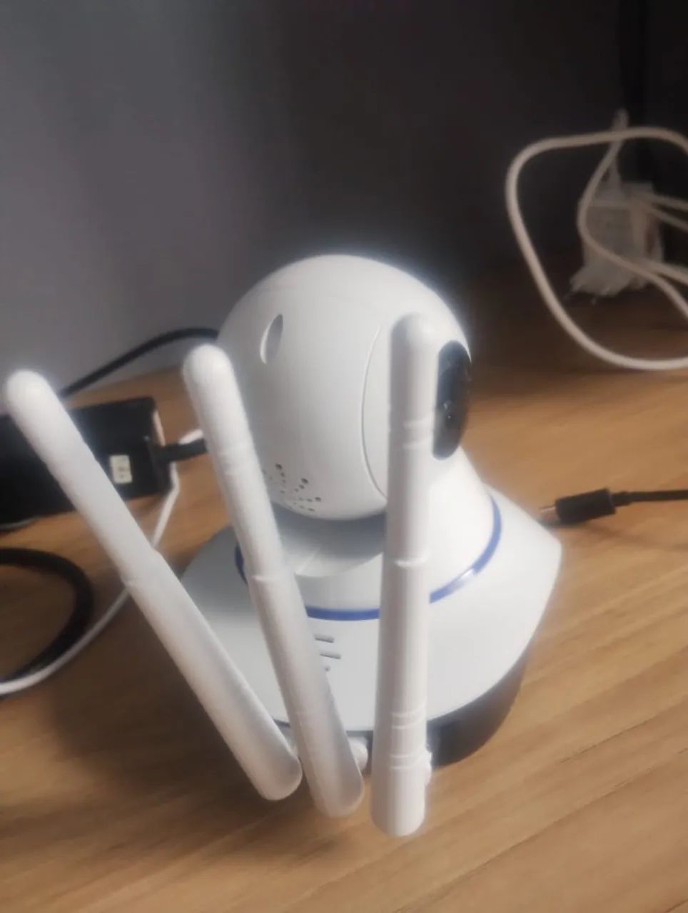 Camera Ip Wifi 3 Antenas Robo Hd Audio Yoosee Função Siga-me Cor Branco - Foto 3