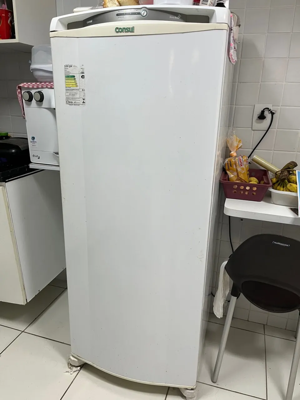 Geladeira cônsul 300 litros frost free excelente