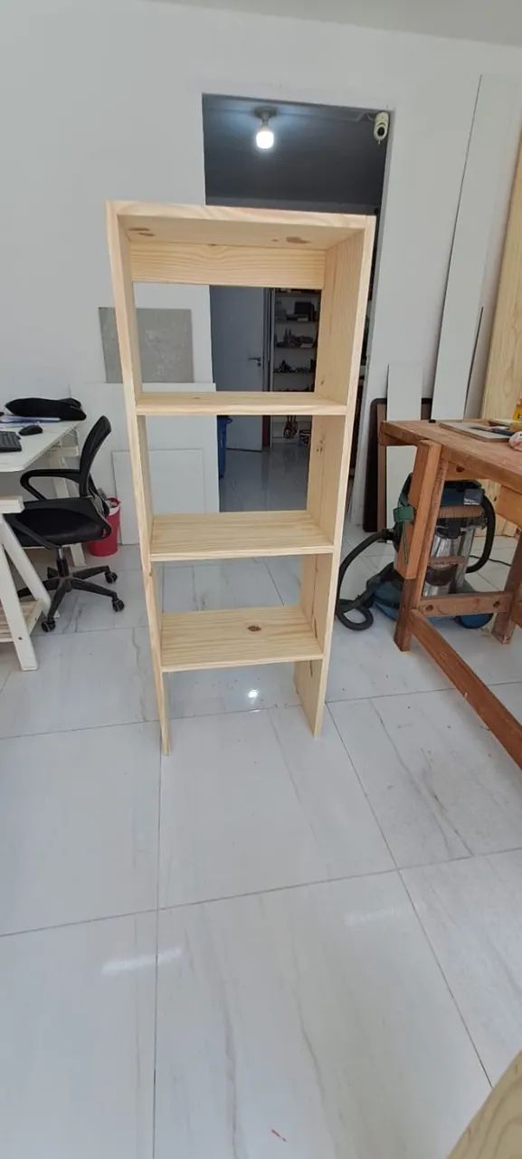 Estante com 4 prateleiras em pinus Tisbe - Foto 4