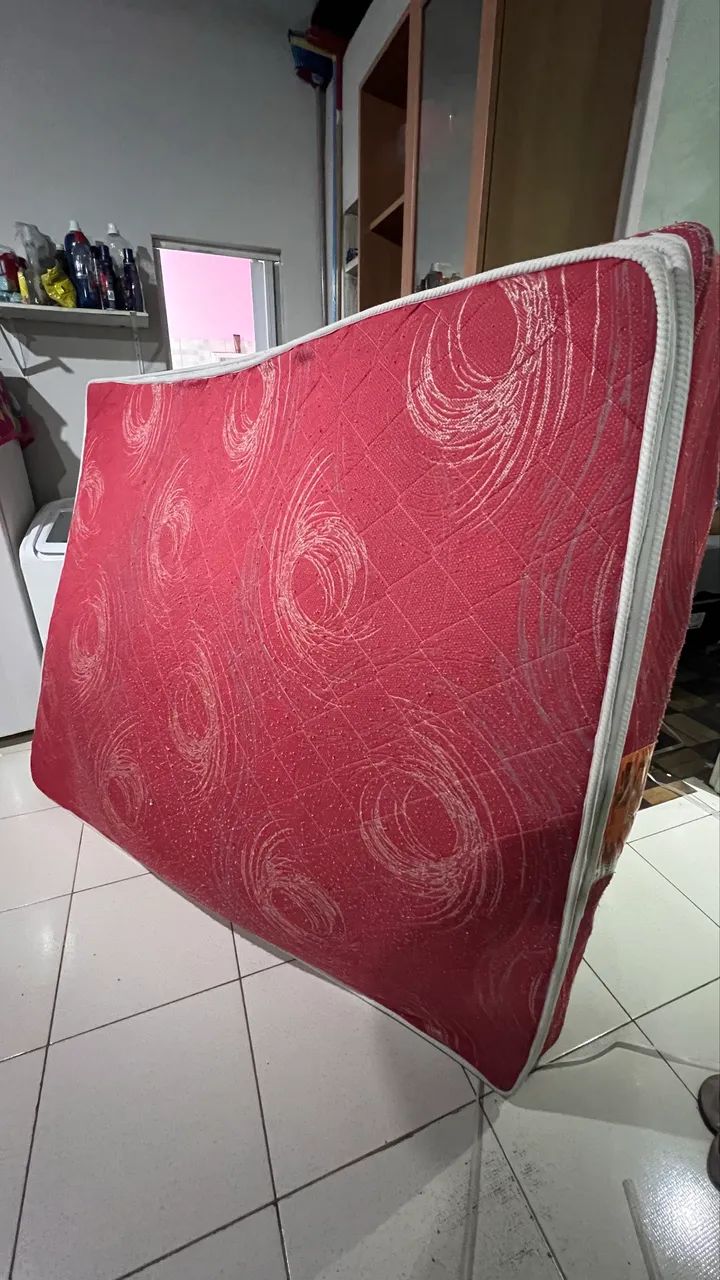 VENDO COLCHÃO QUEEN - Foto 3