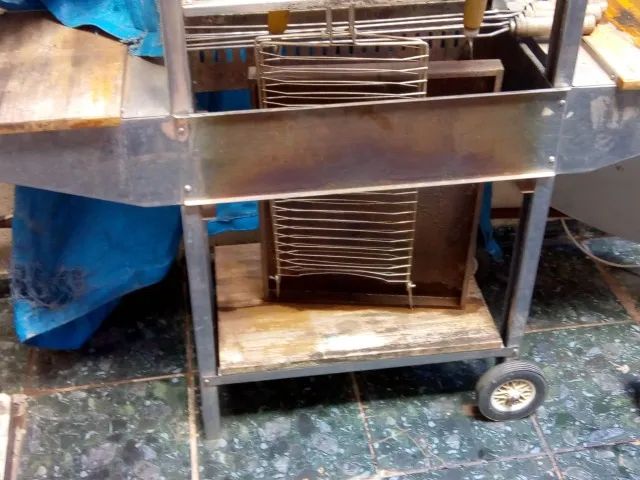 churrasqueira com rodinhas