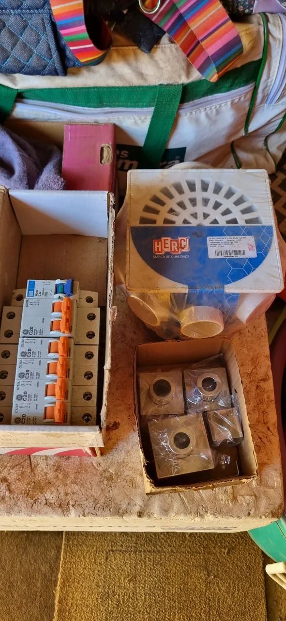Materiais Elétricos e Hidráulicos