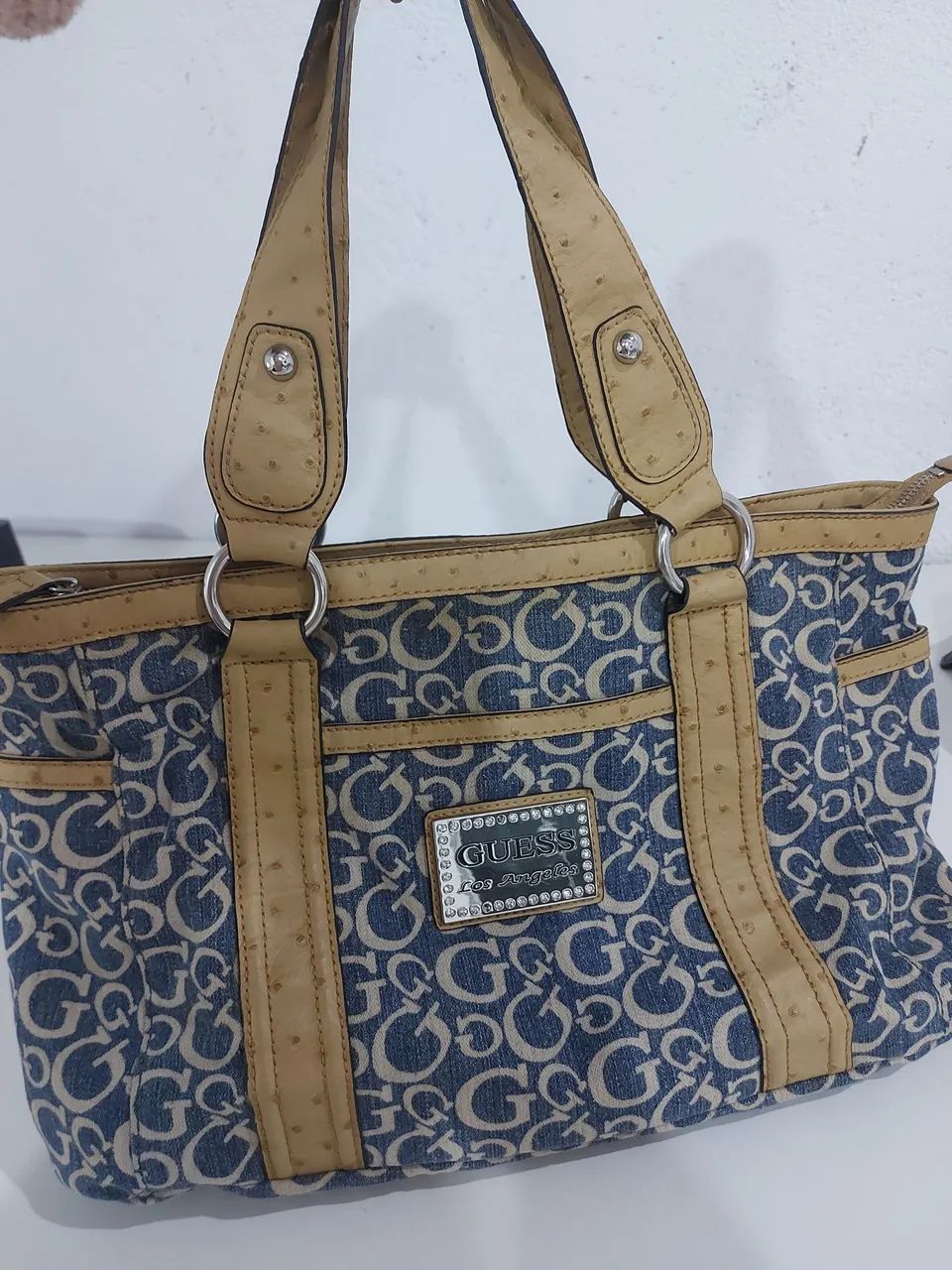Bolsa Guess Original - Detalhes em Couro - Foto 5