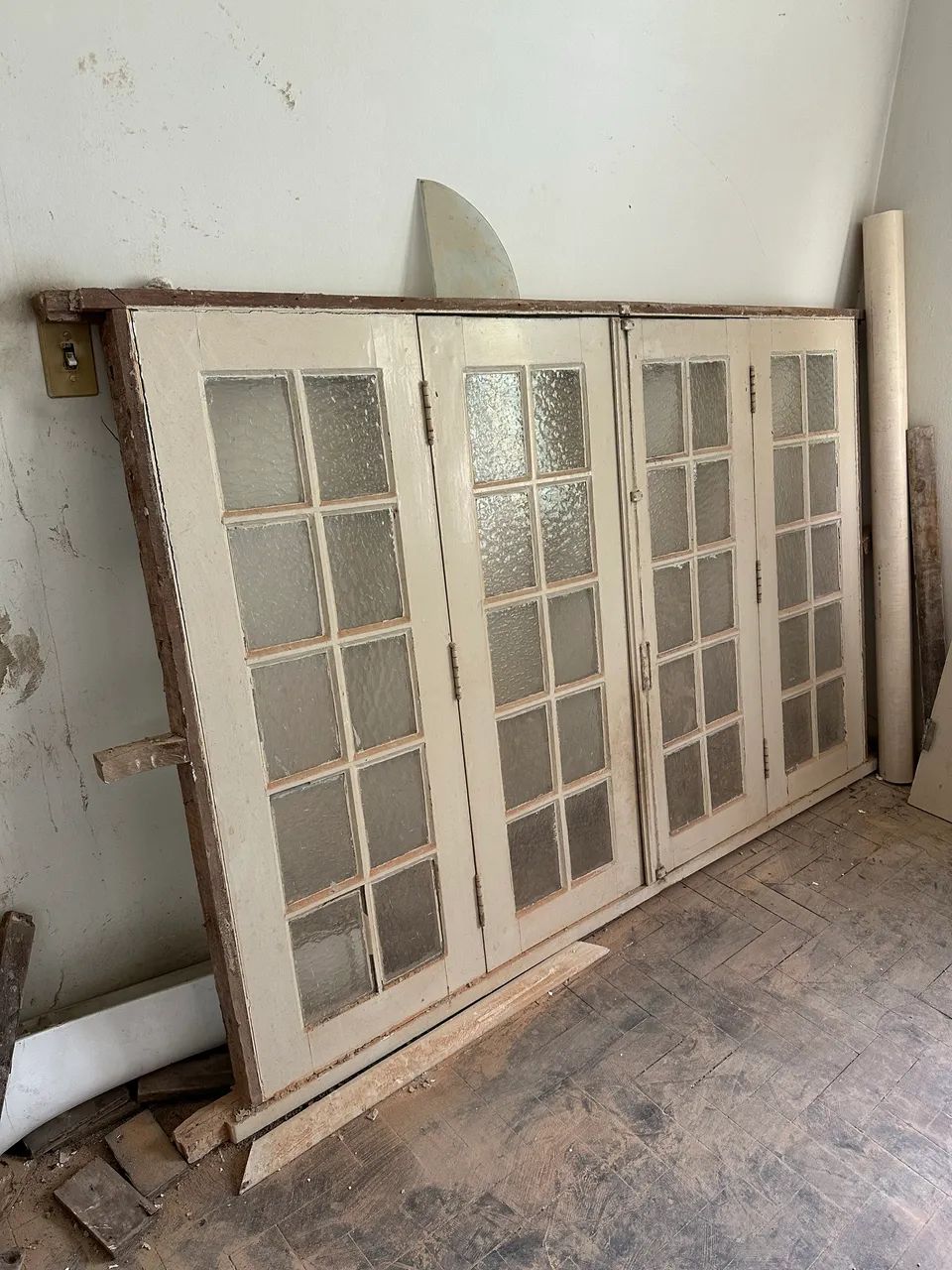 Janela de Madeira 64639899288963121