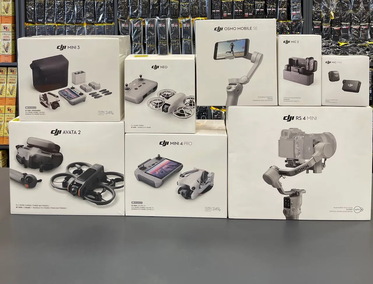 PRODUTOS DA MARCA DJI DEONES ESTABILIZADORES E MICROFONES LAPELA ORIGINAL  - Foto 2