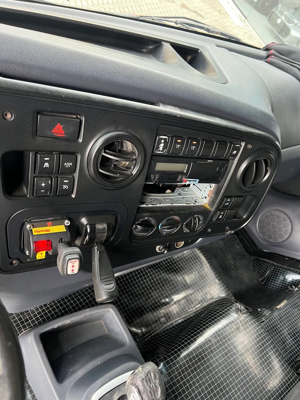 Ford Cargo 2429 2017 Caçamba - Foto 7