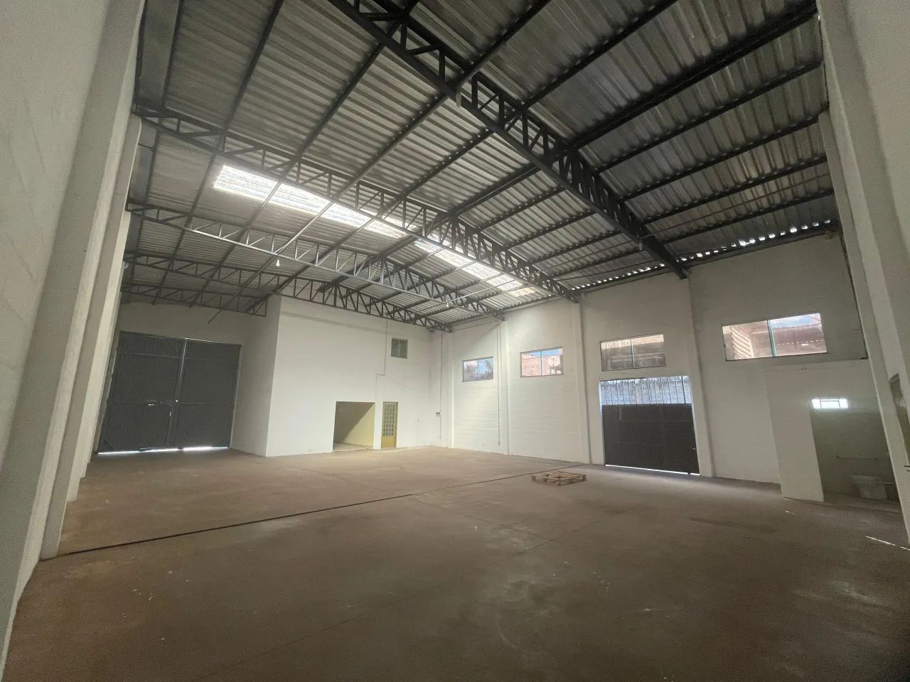 MEZANINO  SOL NASCENTE - 450m2 total e média 400m2 área útil coberta - Foto 8