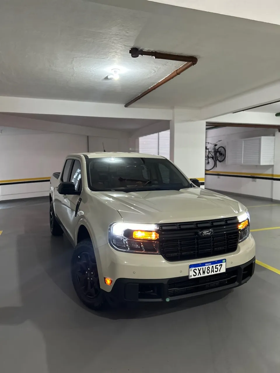 Ford Maverick | Lariat | AWD | Garantia de fábrica | Único dono | 16mil em acessórios