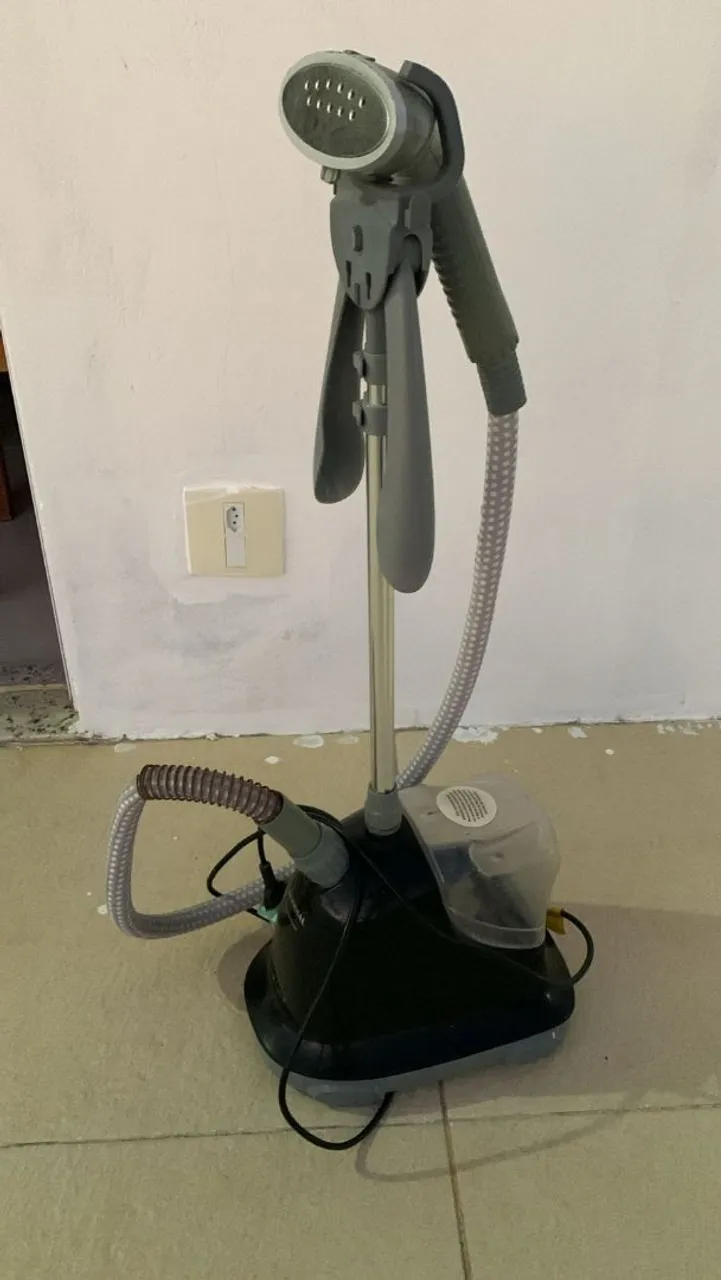 Passadeira a Vapor Mondial