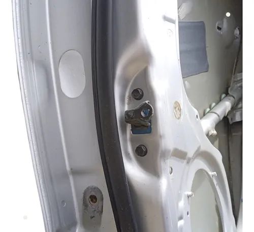 Porta Traseira Esquerda Hyundai I30 2010 2011 2012 2013 - Foto 3