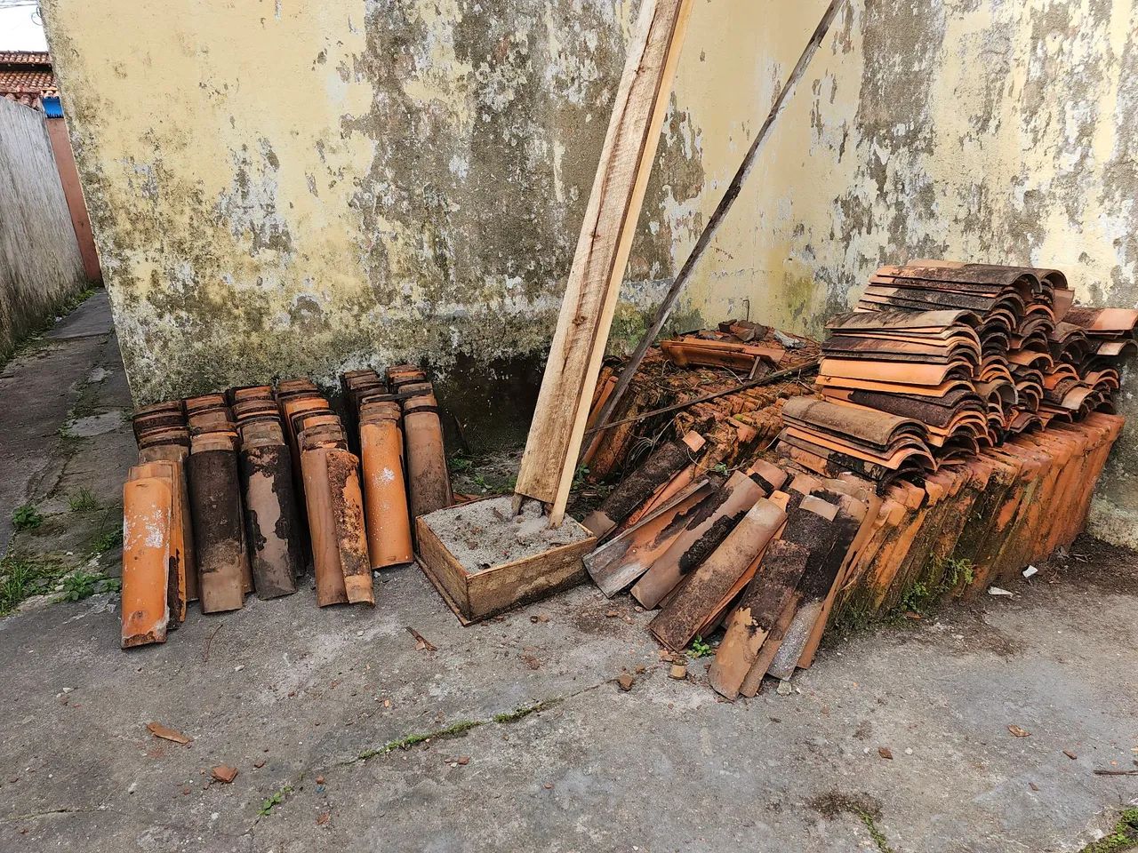 Telhas  coloniais 64840811786497122