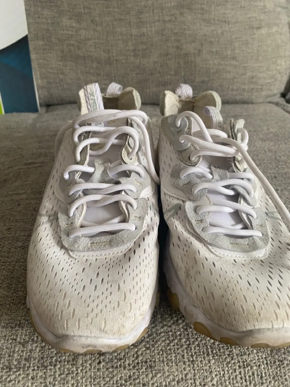 Tênis Nike Branco - Conforto e Estilo