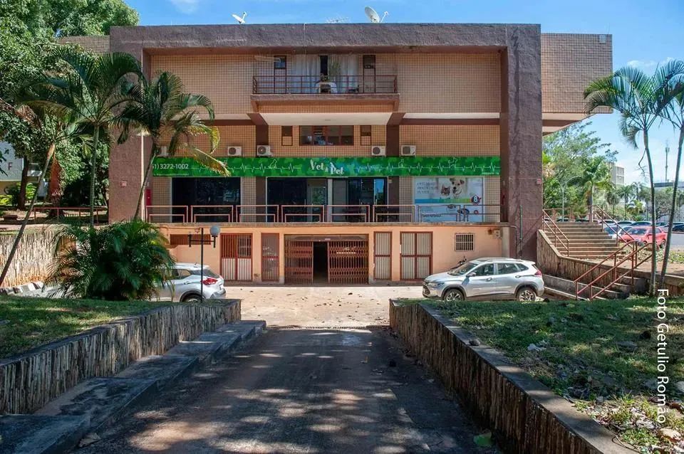 Subsolo aflorado ao lado do Setor Hospitalar Norte