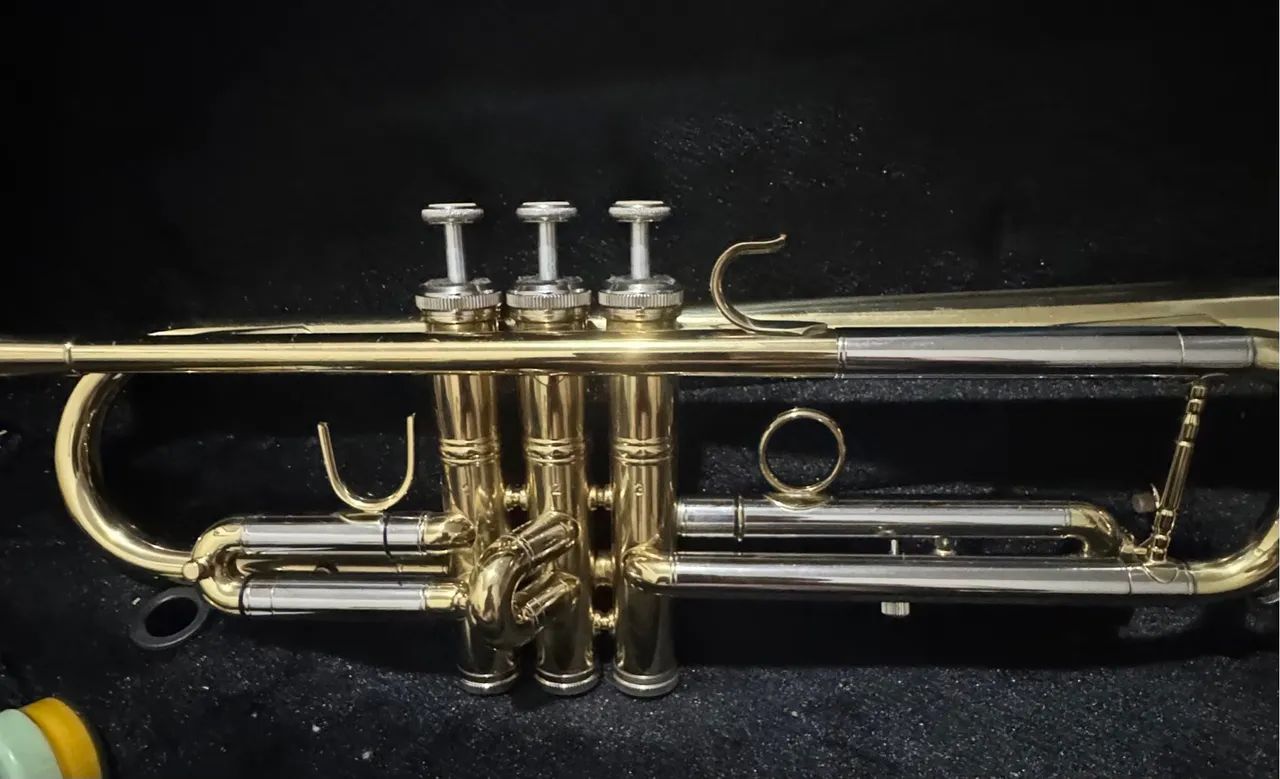 Trompete EAGLE Laqueado TR 504 - Instrumento Musical Profissional - Foto 5