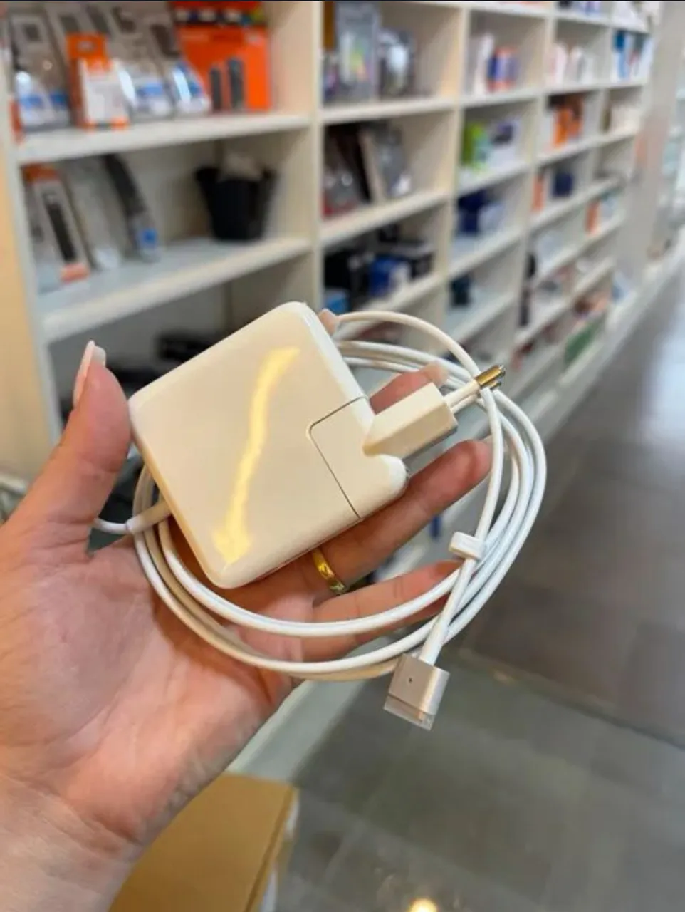 Carregador Apple Macbook MagSafe 45w