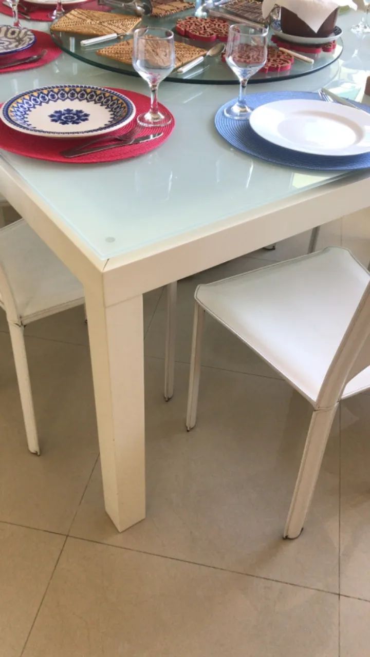 MESA DE JANTAR QUADRADA 1,40 X 1,40