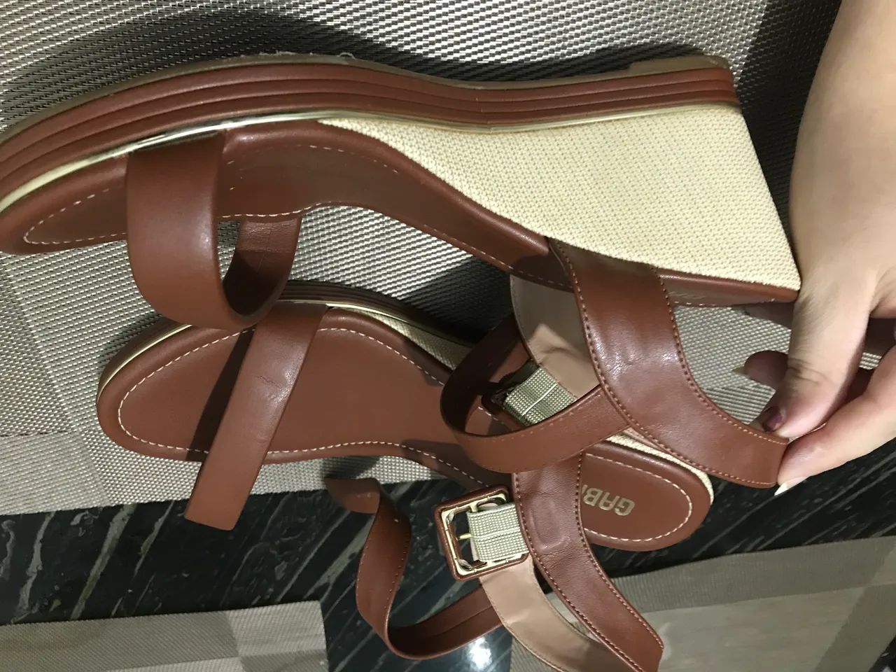 Sapato Anabela 30 reais  - Foto 4