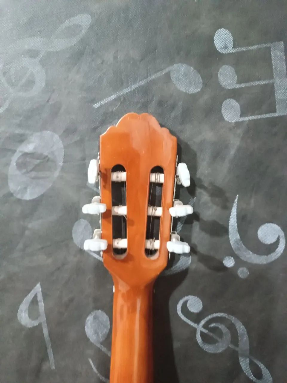 Violão 64684299658499123