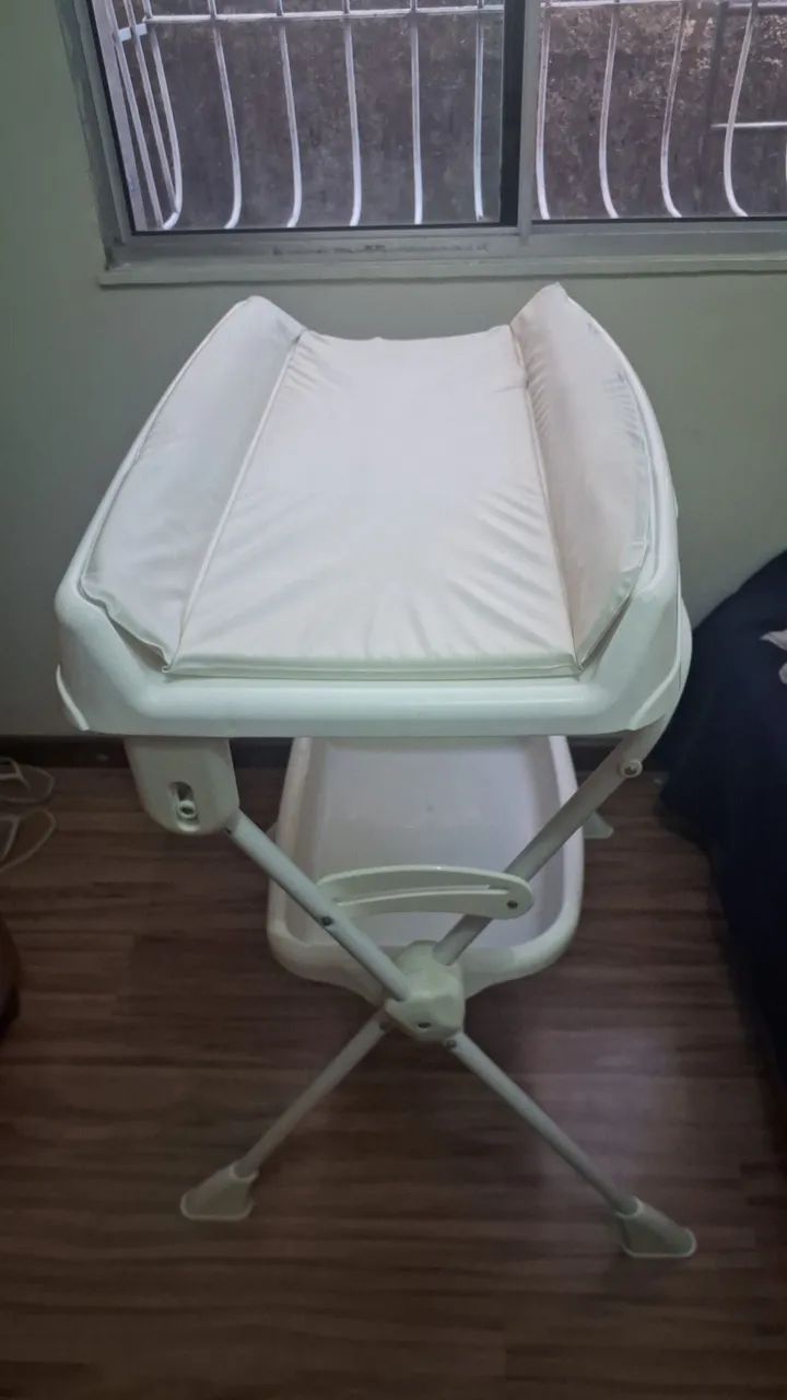 Suporte de Banheira e Troca Fraldas 