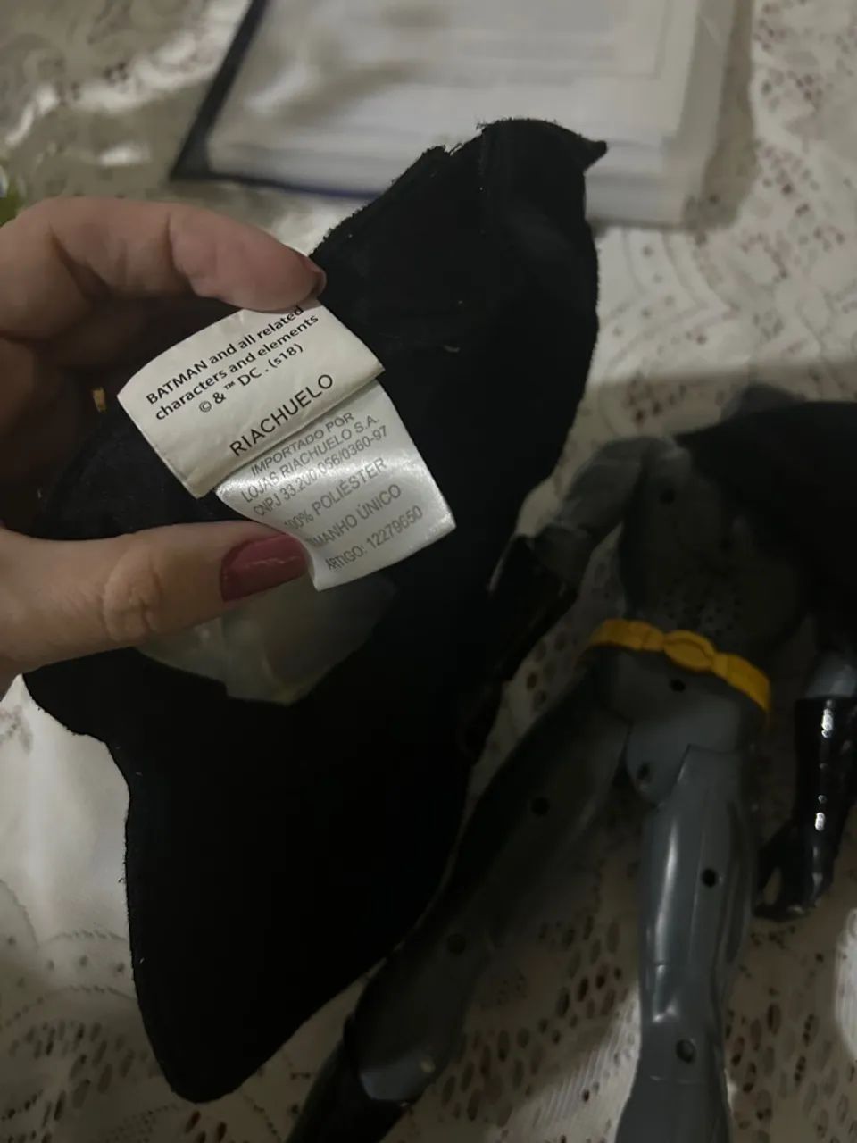 2  Bonecos Batman e Boné - Foto 4