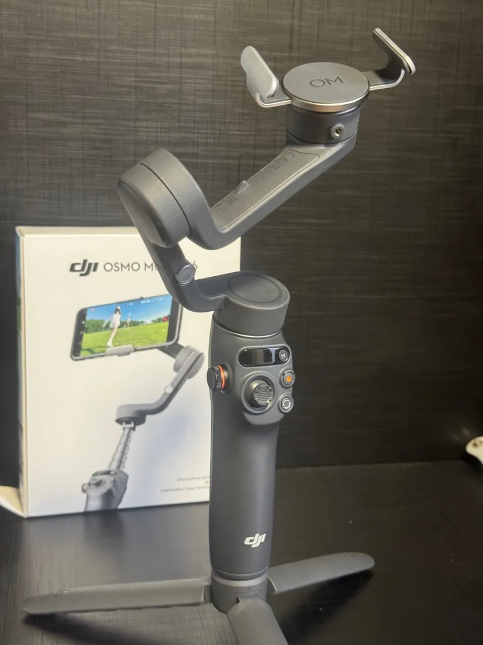 Estabilizador DJI Osmo Mobile 6 - para celular
