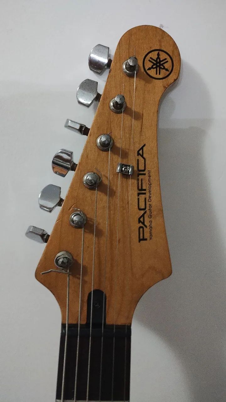 Guitarra Yamaha Pacífica  - Foto 2