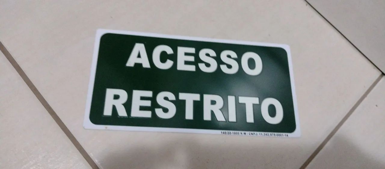 Placa de Sinalização Lotação Máxima 08 Pessoas - Foto 2