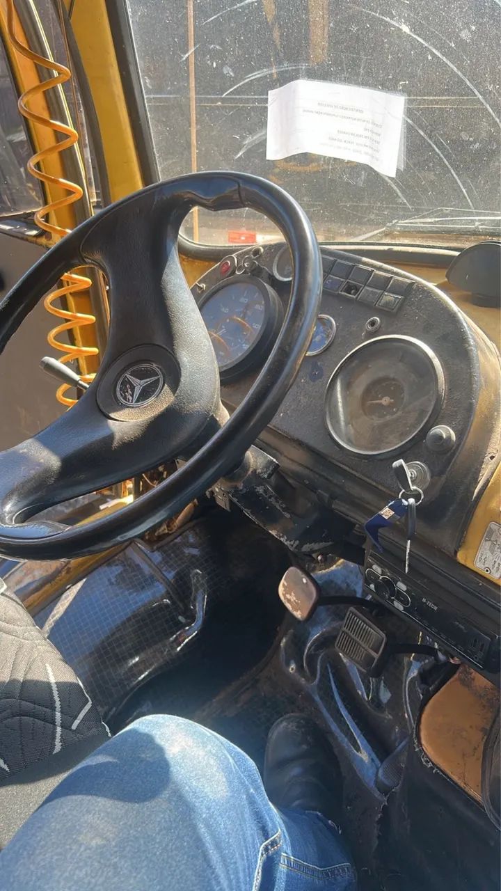 Mercedes 1113 - Foto 5