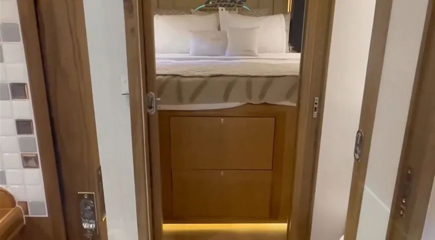 Mothorhome Globe 7,5 m, tudo Dometic e Victron.  - Foto 7