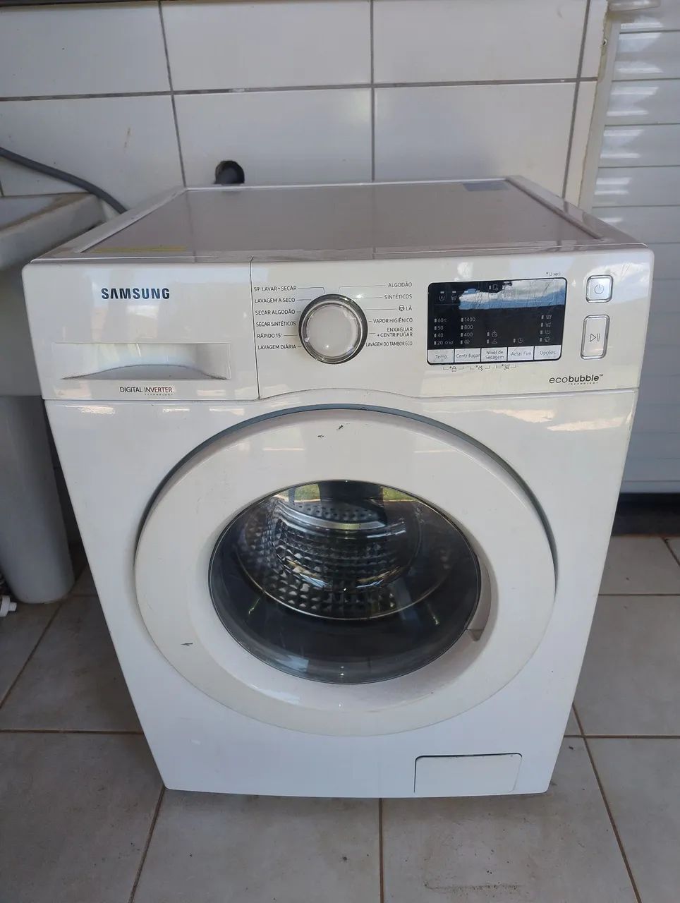 Lava e seca 64168536097538120