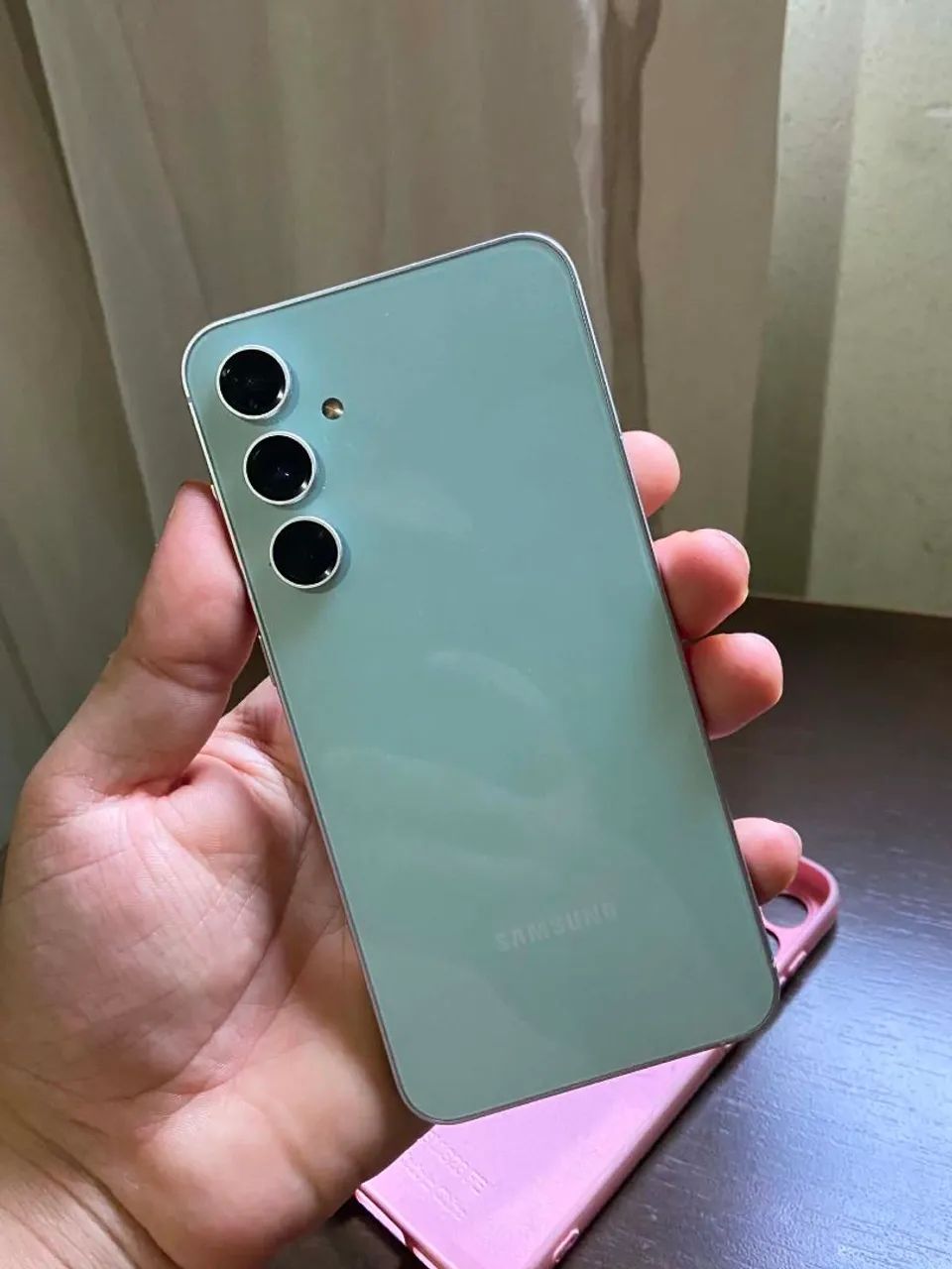 Samsung s23fe