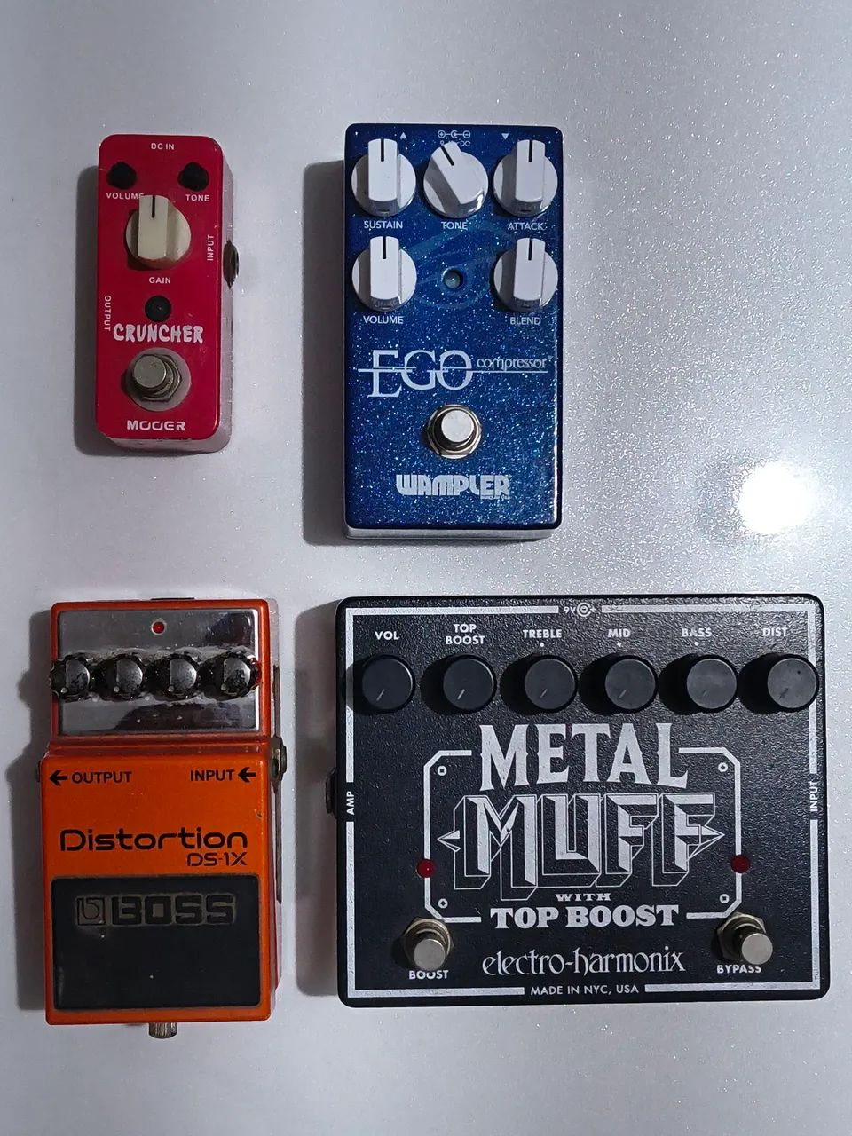 PEDAIS DE GUITARRA