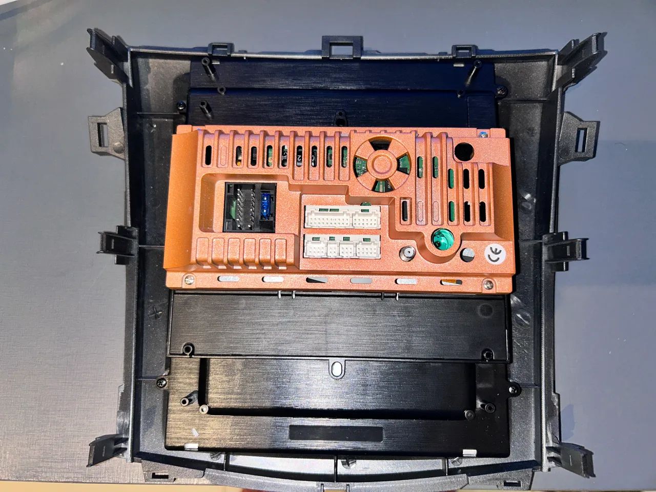 Central Multimídia Estilo Tesla de 9,7 polegadas para o seu Corola 2008 a 2013.  - Foto 3