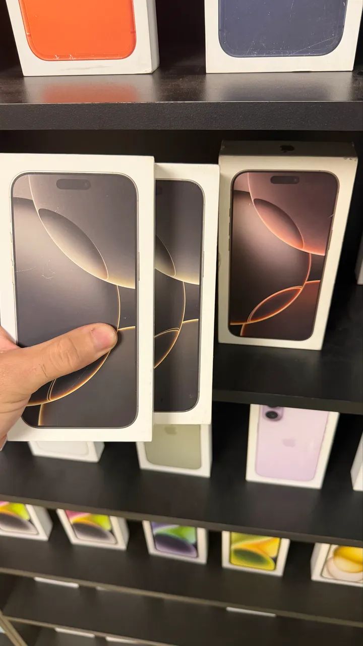 iPhone 16 pro Max 256gb semi novo  - Foto 2