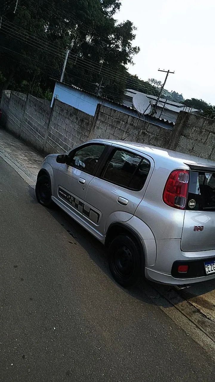Fiat Uno Sporting 1.4 EVO Fire Flex 8V 4P 2012 - Foto 2