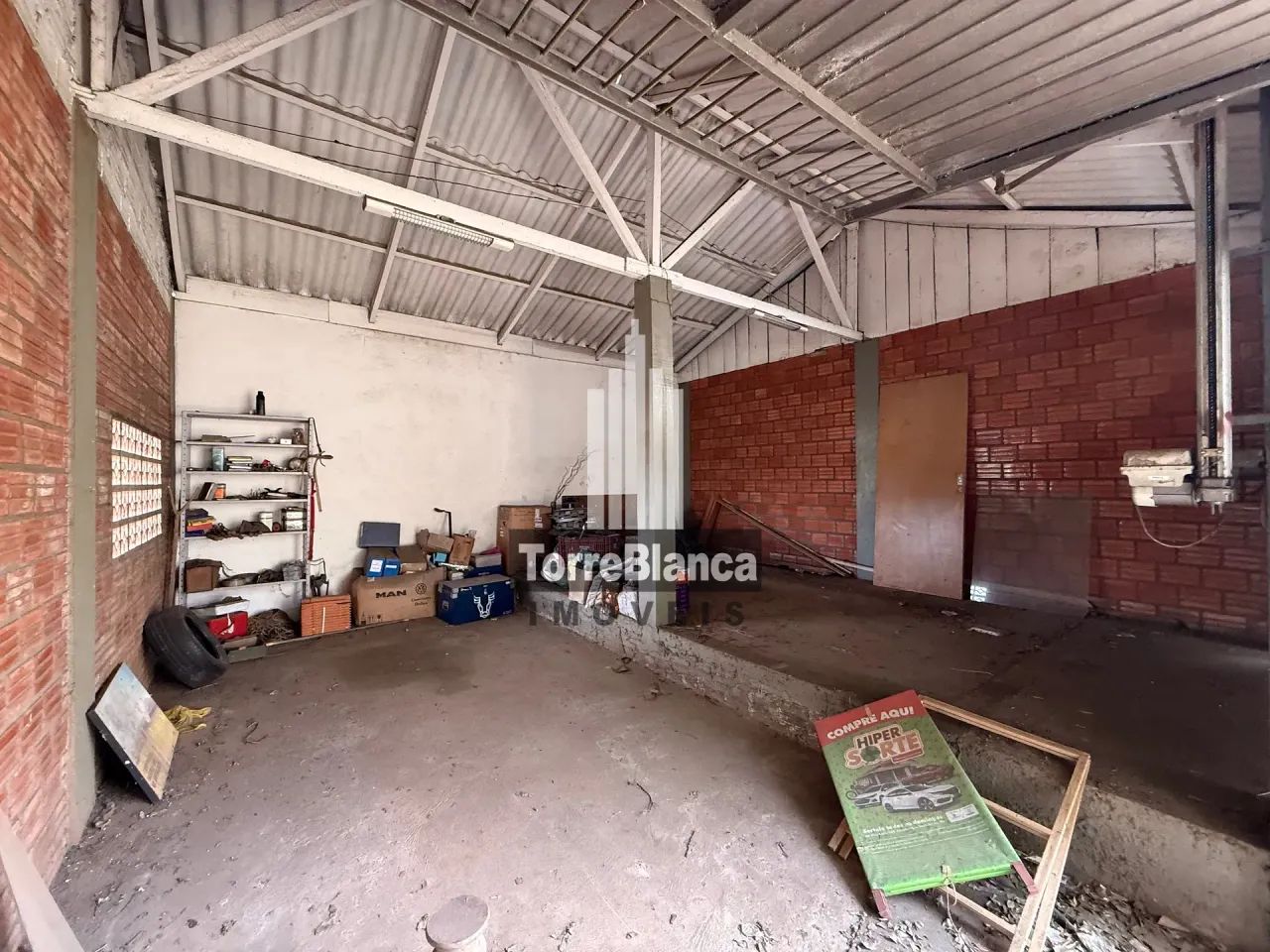 Terreno com Construção para locação, Amplo Espaço, Chapada. - Foto 5