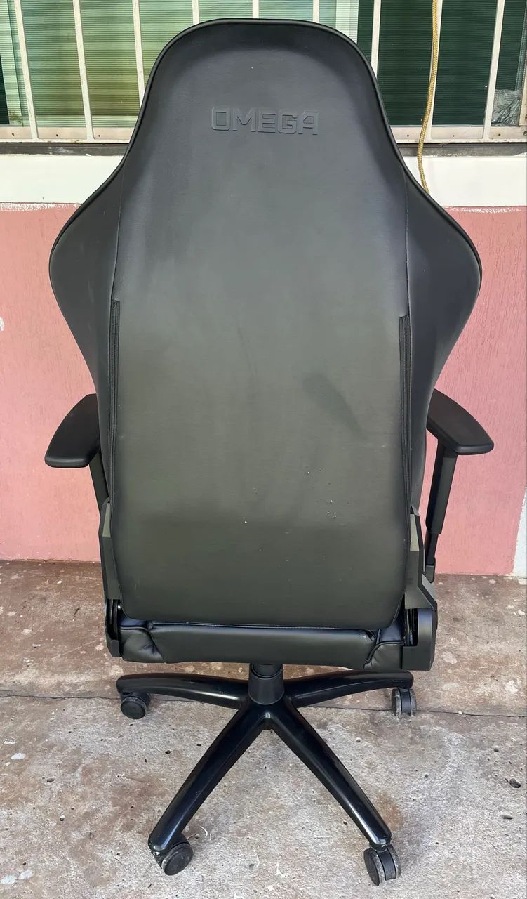 Vendo Cadeira Gamer OMEGA - Foto 4
