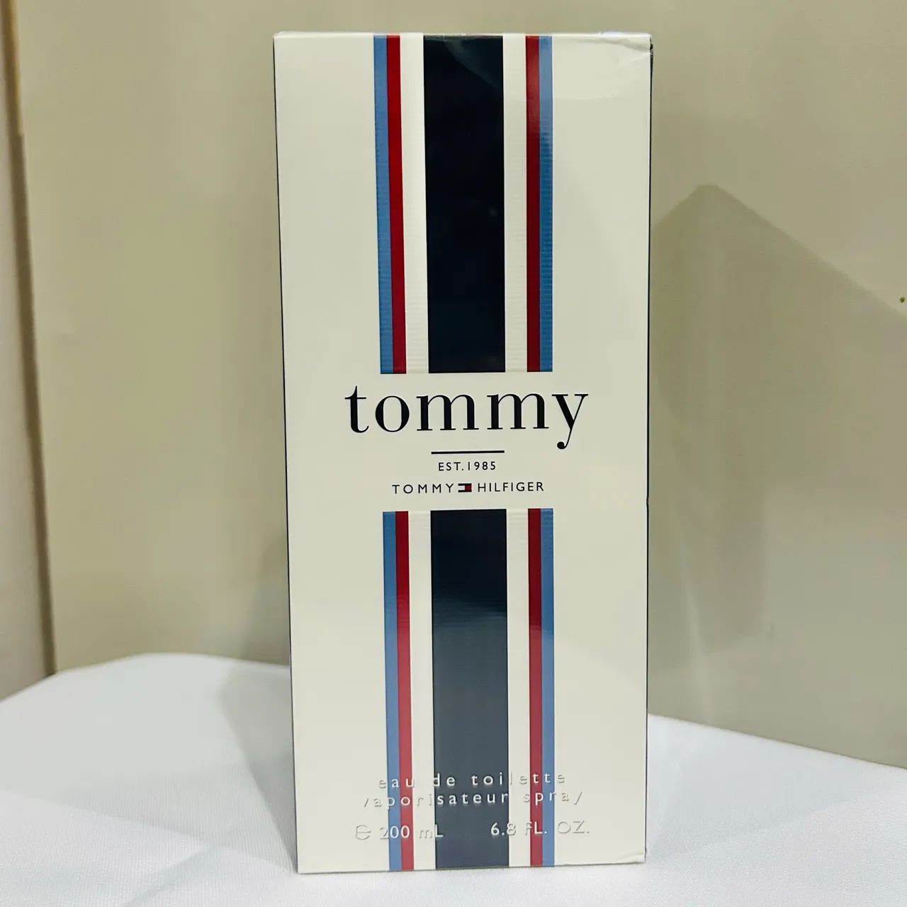 Perfume Tommy Hilfiger Eau de Toilette 200ml - Novo e com Selo Adipec