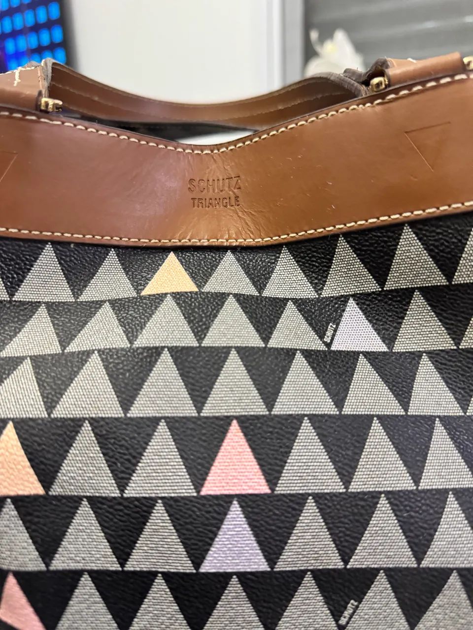 Bolsa Original Schutz semi nova  - Foto 2