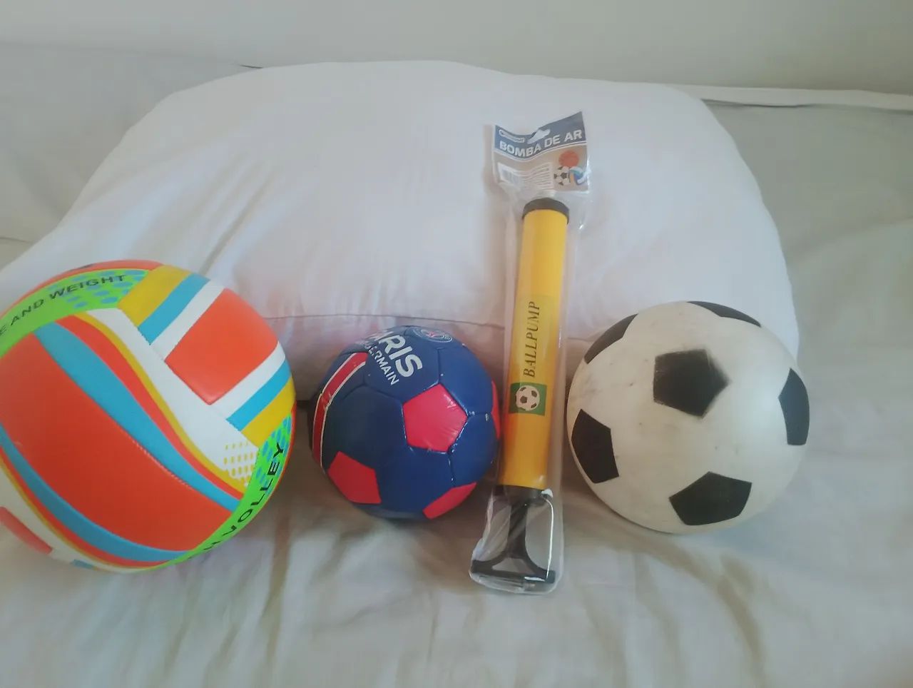 Bolas e bomba