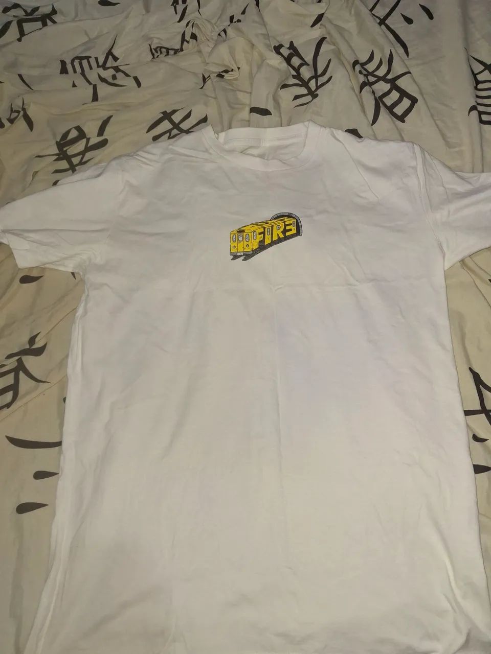 Camisa branca basica
