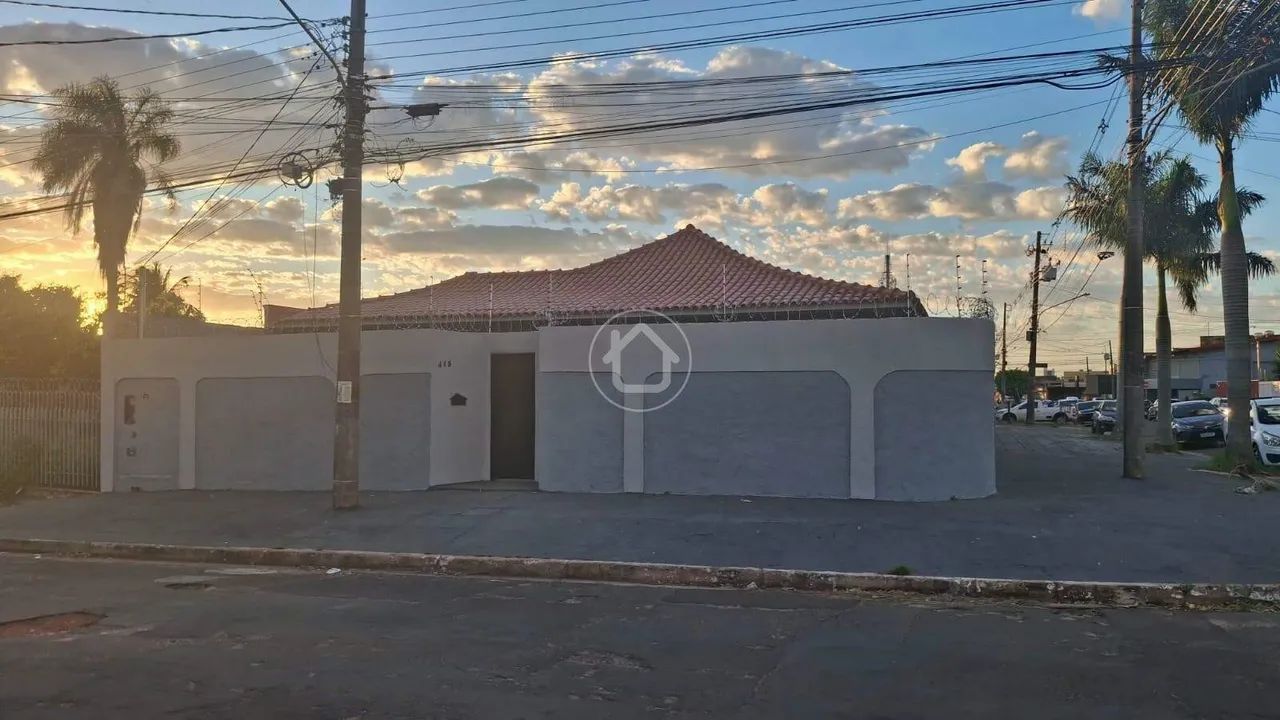 CASA COM 4 QUARTOS E PISCINA NO JARDIM PAULISTA