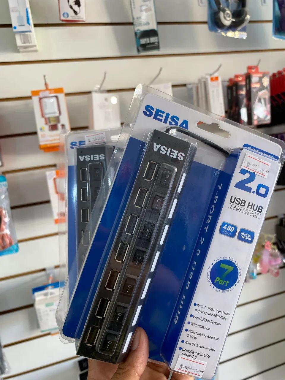 Chargers and Adapters65724019832066125