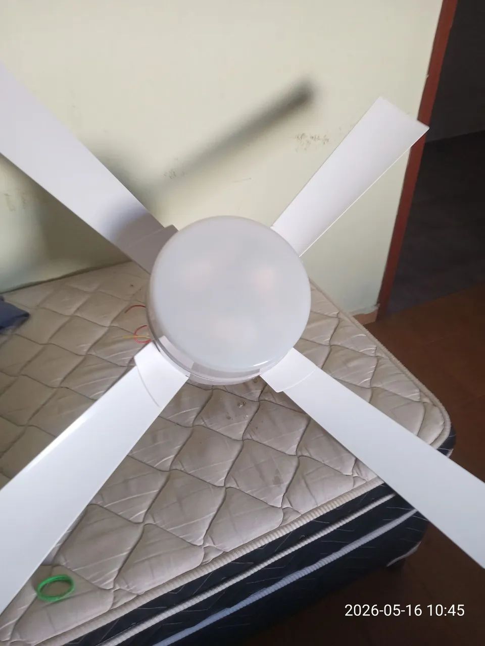 Ventilador teto , sem controle, segue com 2 lâmpadas - Foto 5