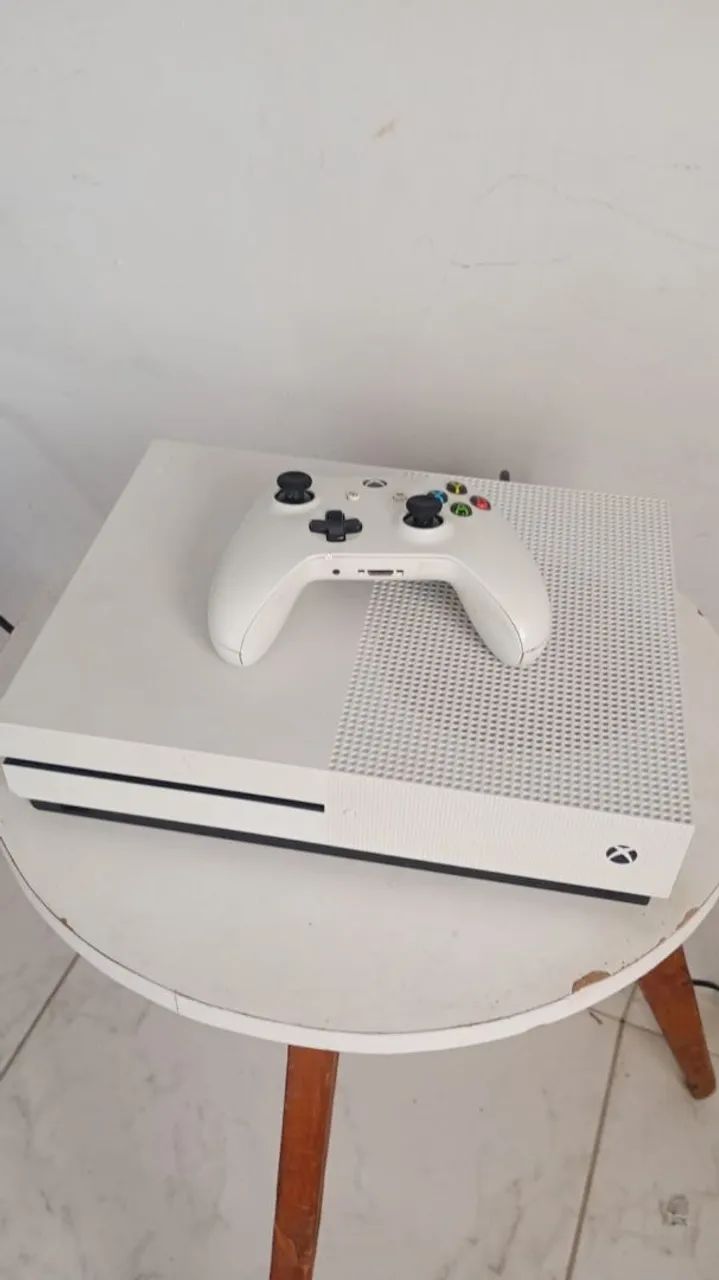 Xbox one s, com 1 controle  - Foto 2