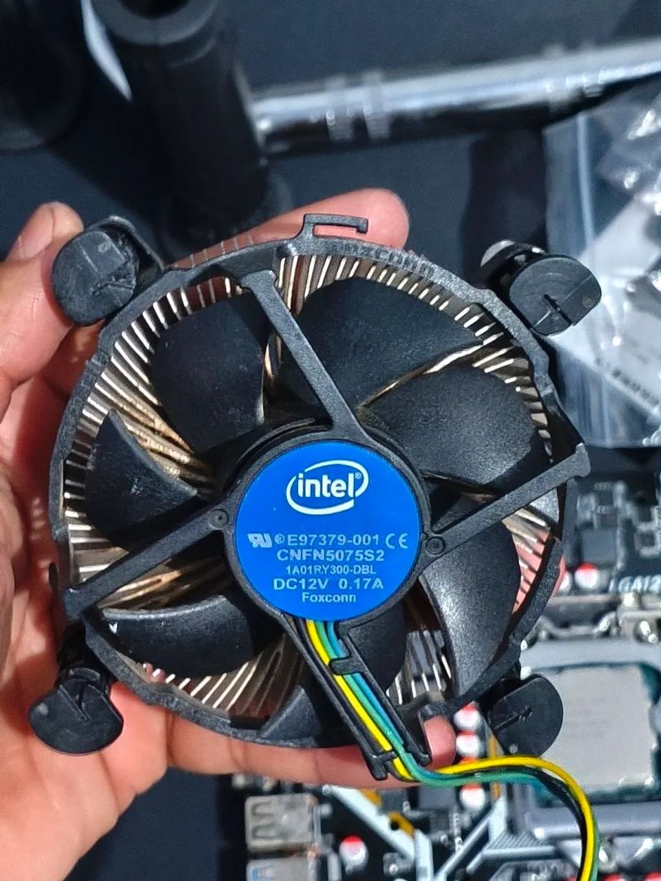 Intel Core i5-10400F + Cooler Original Intel (Kit Processador